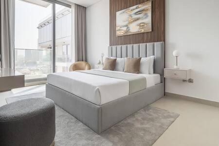 Frank Porter - Bluebell Jvc Dubai