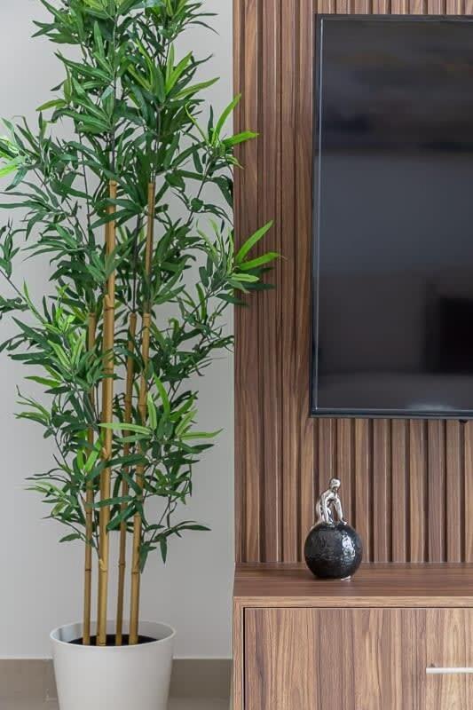 Frank Porter - Bluebell Jvc Apartment Dubai